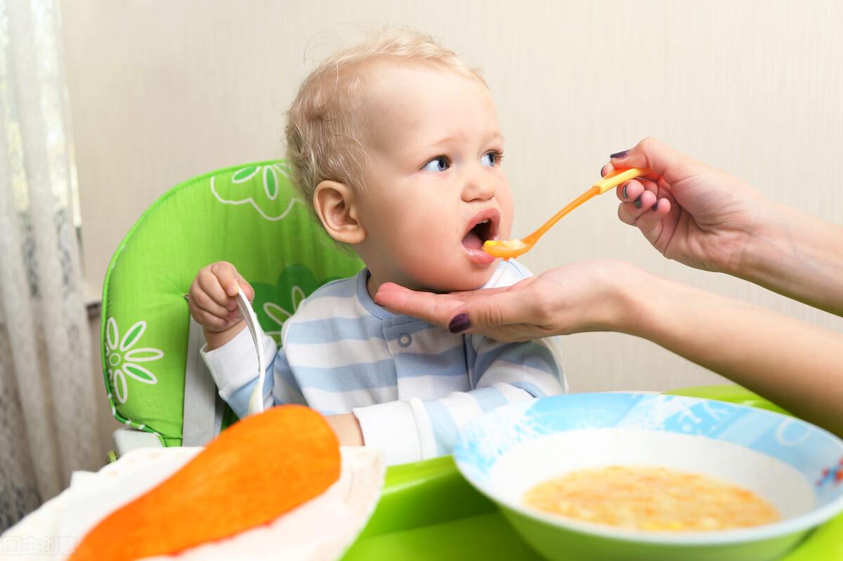 孩子几个月添辅食，辅食添加的时机与注意事项